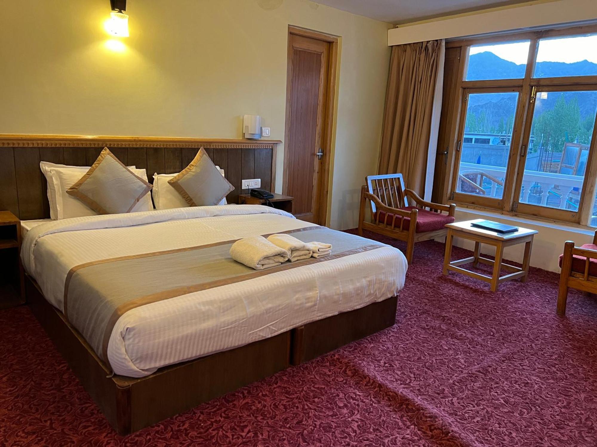 The Pangong Hotel Leh Kültér fotó