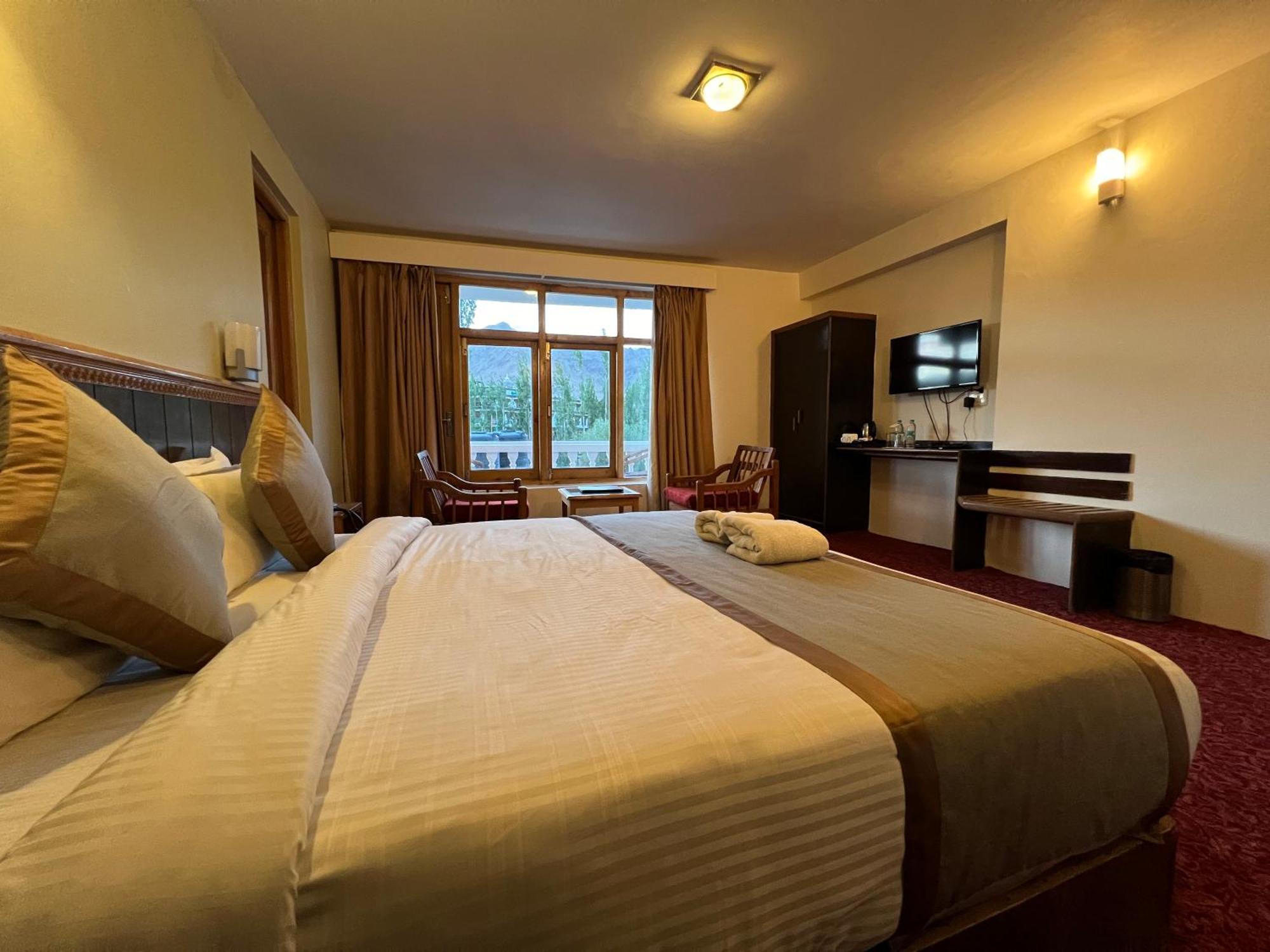 The Pangong Hotel Leh Kültér fotó